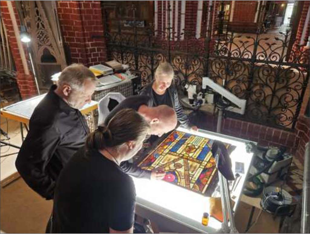 Inventarisation mittelalterlicher Glasmalereien von um 1300